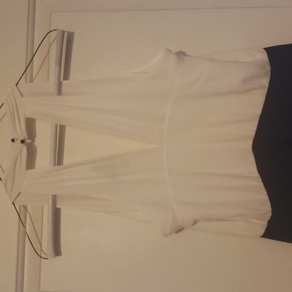 White and Navy Dress - Picture 3 of 7